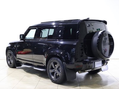 LAND ROVER DEFENDER - 2
