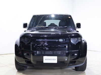 LAND ROVER DEFENDER - 8