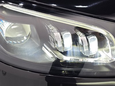 2021 Mercedes-BENZ GLS 照片 9
