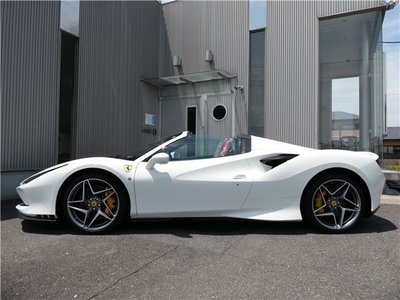 FERRARI F8 SPIDER - 9