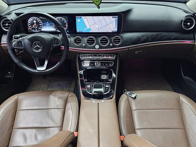 MERCEDES-BENZ E-CLASS - 5