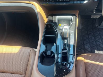 2024 Toyota CROWN SPORT 照片 7