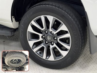 TOYOTA LAND CRUISER PRADO - 10