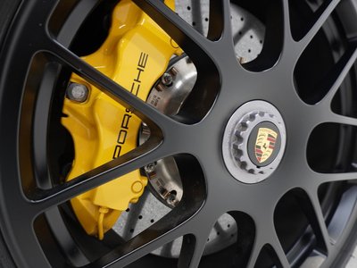 2012 Porsche 911 thumbnail 20
