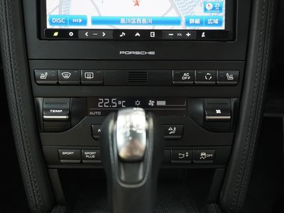 2012 Porsche 911 thumbnail 37