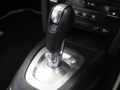 2012 Porsche 911 thumbnail 39