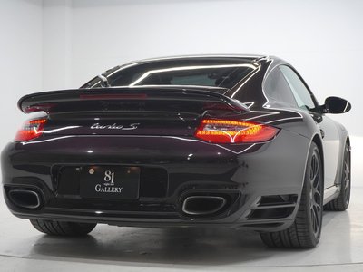 PORSCHE 911 - 8