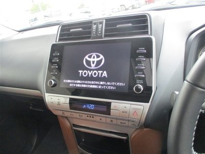 TOYOTA LAND CRUISER PRADO - 10