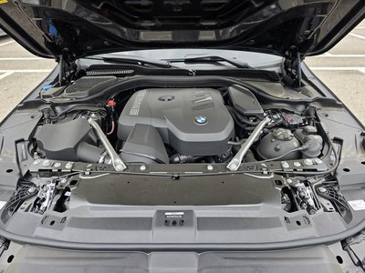 2025 BMW 5 SERIES 照片 7