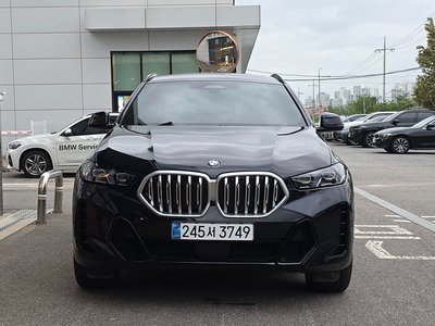 2025 BMW X6 照片 2