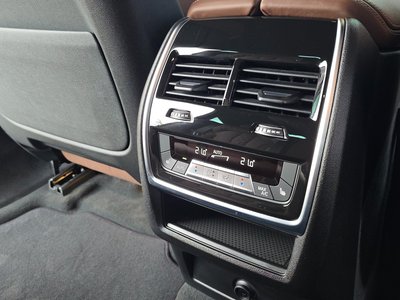 صورة مصغرة 13 لـ 2025 BMW X6