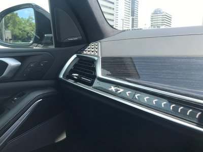 صورة مصغرة 54 لـ 2025 BMW X7