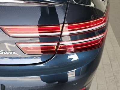 GENESIS G80 (RG3) - 10