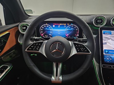 MERCEDES-BENZ GLC - 8