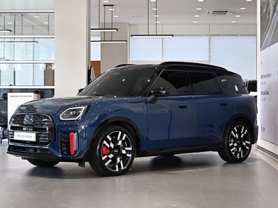 MINI COUNTRYMAN - 1