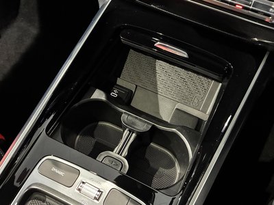 2026 Mercedes-BENZ GLB thumbnail 41
