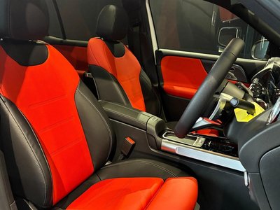 2026 Mercedes-BENZ GLB thumbnail 18