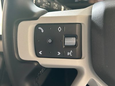 2023 LAND Rover DEFENDER — миниатюра 32