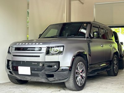 LAND ROVER DEFENDER - 1
