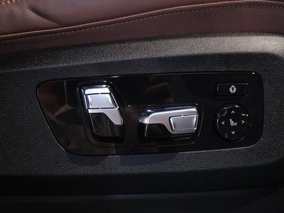 2023 BMW X6 — миниатюра 24