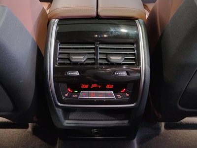 2023 BMW X6 — миниатюра 53