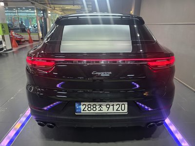 2023 Porsche CAYENNE 照片 3