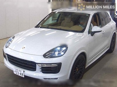 PORSCHE CAYENNE - 4