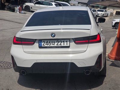 BMW 3 SERIES - 3