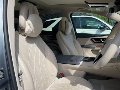 MERCEDES-BENZ EQS - 9