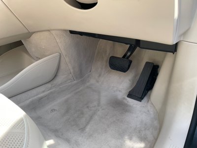 MERCEDES-BENZ EQS - 10