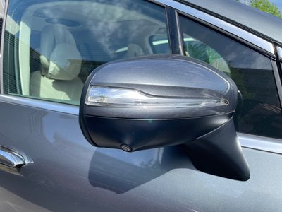 MERCEDES-BENZ EQS - 5