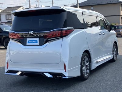 2023 Toyota ALPHARD 照片 3