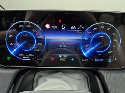 MERCEDES-BENZ EQS SUV - 8