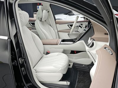 MERCEDES-BENZ EQS SUV - 10