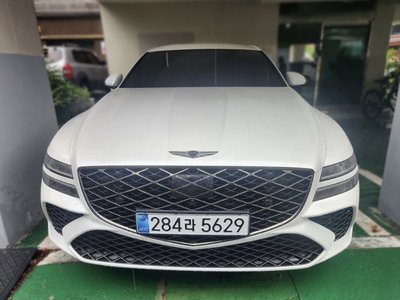 GENESIS G80 (RG3) - 1