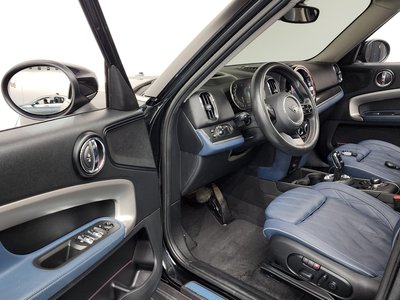 MINI COUNTRYMAN - 10