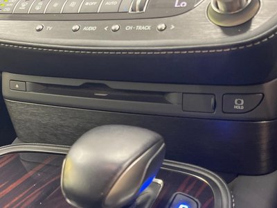 صورة مصغرة 57 لـ 2018 Lexus LS