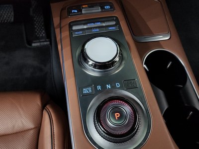 2021 Genesis GV70 thumbnail 12