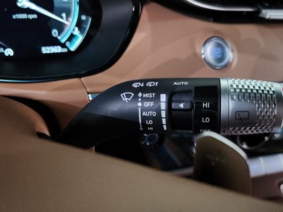 2021 Genesis GV70 thumbnail 29