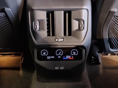 2025 BMW X3 — миниатюра 44