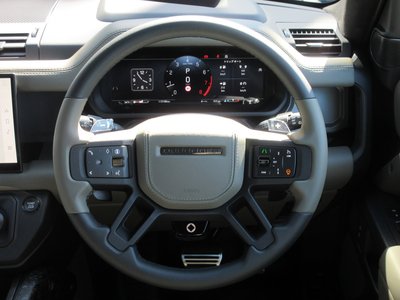صورة مصغرة 57 لـ 2025 LAND Rover DEFENDER