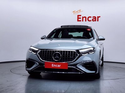 MERCEDES-BENZ E-CLASS - 2