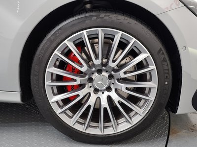 MERCEDES-BENZ E-CLASS - 6