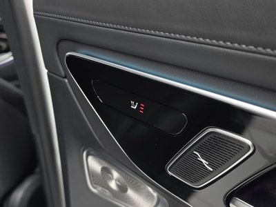 2024 Mercedes-BENZ GLC — миниатюра 33