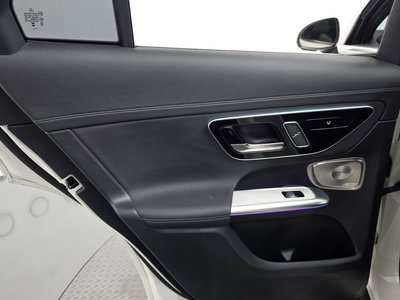 2024 Mercedes-BENZ GLC — миниатюра 15