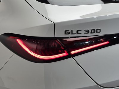 2024 Mercedes-BENZ GLC — фото 10