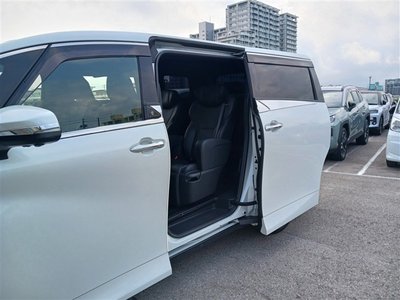 TOYOTA ALPHARD - 4