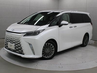 صورة 1 لـ 2025 Lexus LM