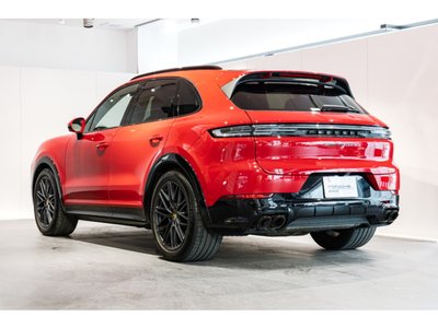 PORSCHE CAYENNE - 2