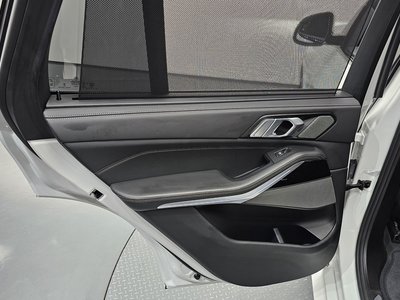 2025 BMW X5 — миниатюра 15